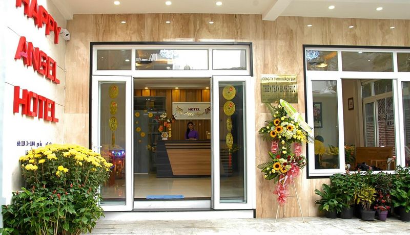 happy angle hotel nha trang