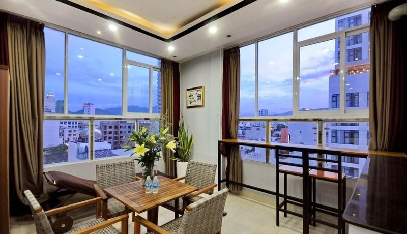 happy angle hotel nha trang