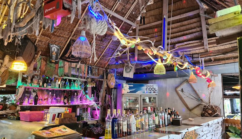 osis bar restaurant koh phi phi