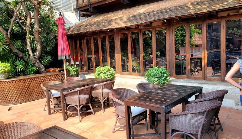 tamarind village hotel chiang mai thai lan