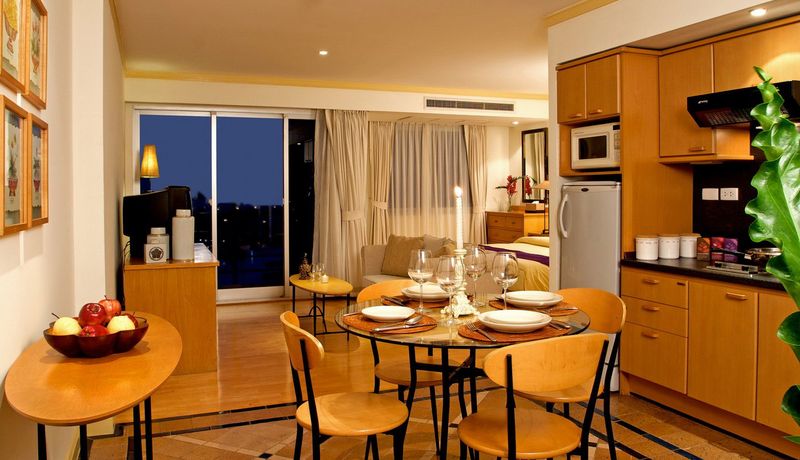 riverfront residence thailand