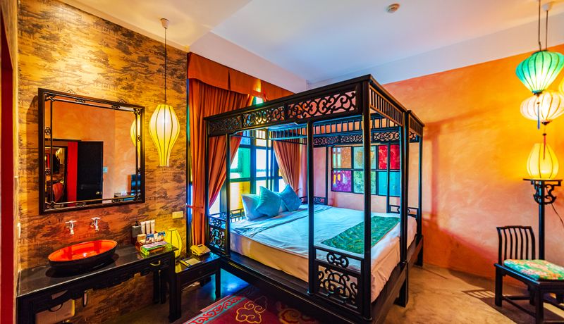 shanghai mansion bangkok thailand
