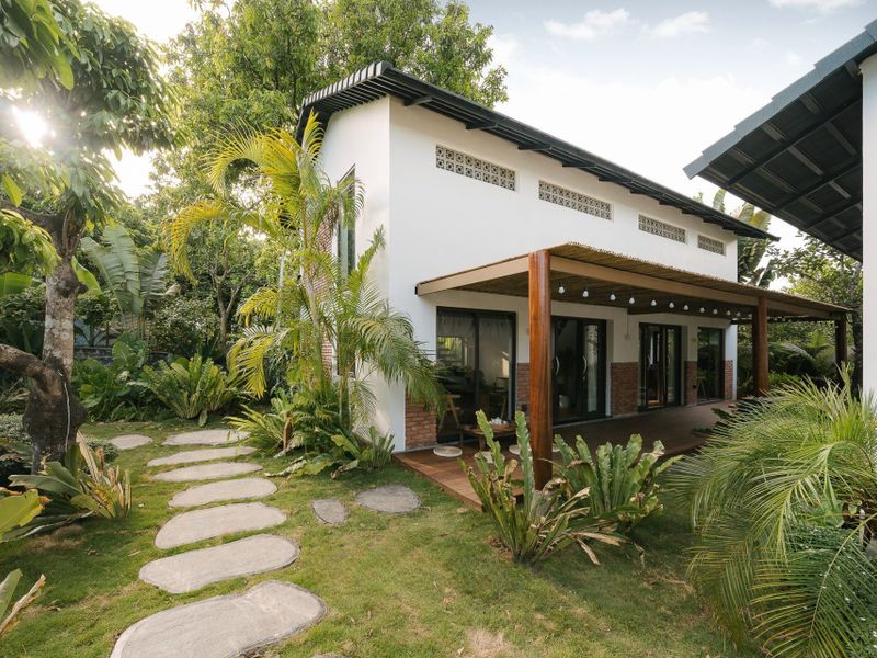justfly lamon house hoa binh