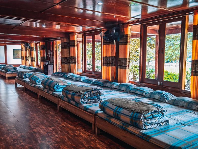 justfly thung nham resort nha san tap the ninh binh