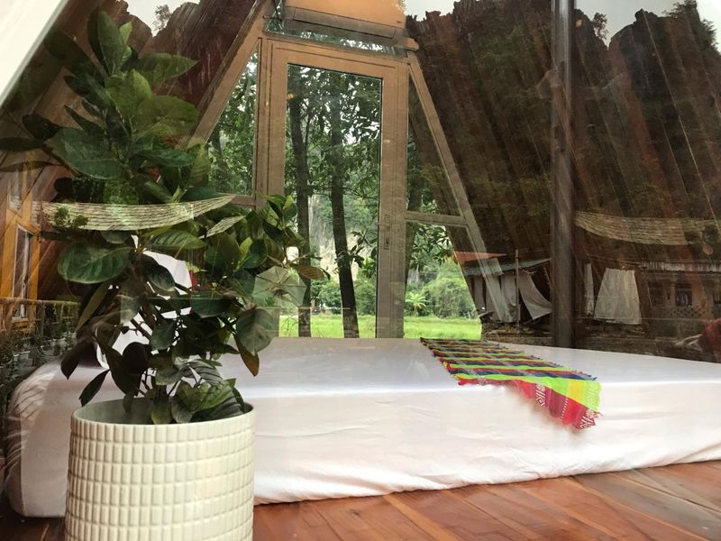 justfly trang an lamia bungalow triangle house ninh binh