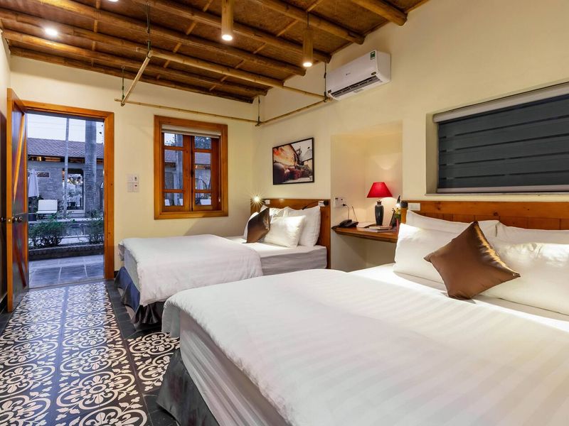 justfly deluxe family tam coc banana bungalow ninh binh