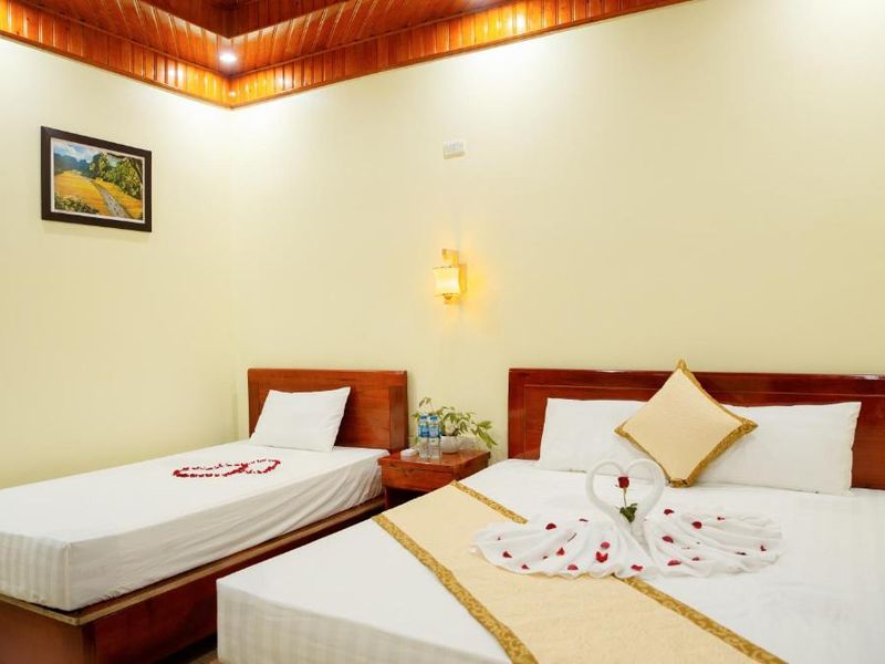 justfly triple room hang mua family homestay ninh binh