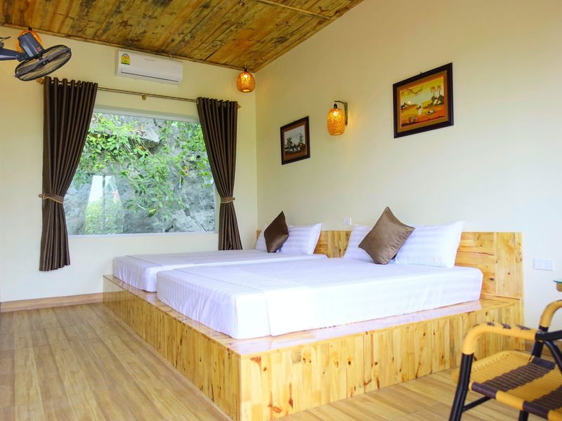 phong gia dinh ninh binh mountain side homestay