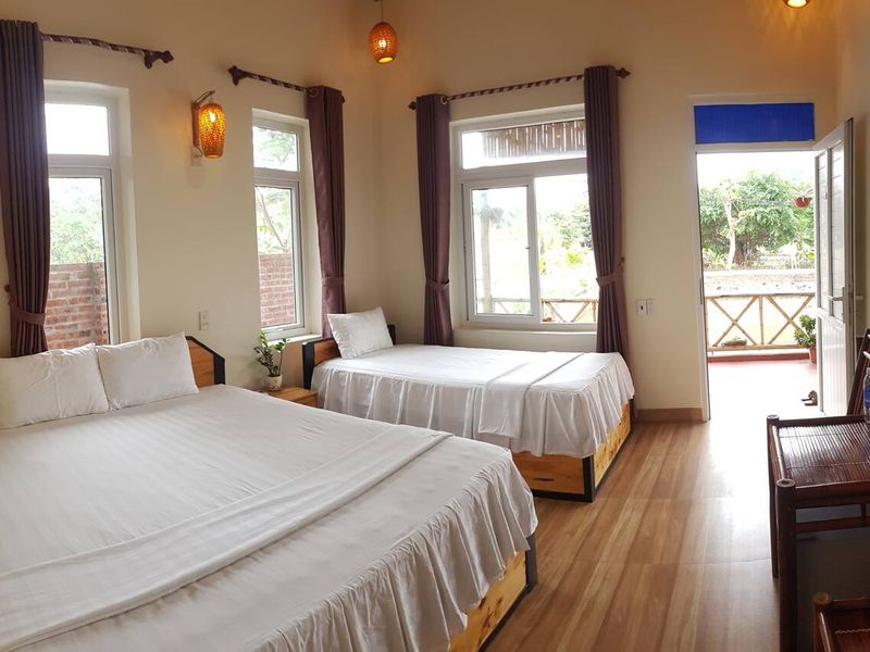 phong triple ninh binh mountain side homestay