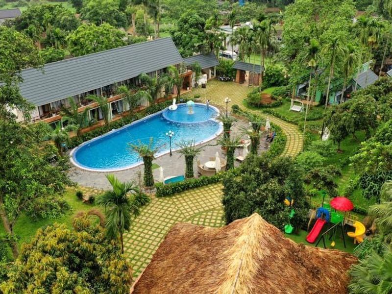 justfly anh chung may tropical villas ba vi