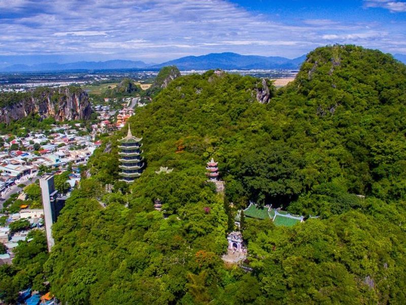 ngu hanh son dia diem du lich da nang attdad01