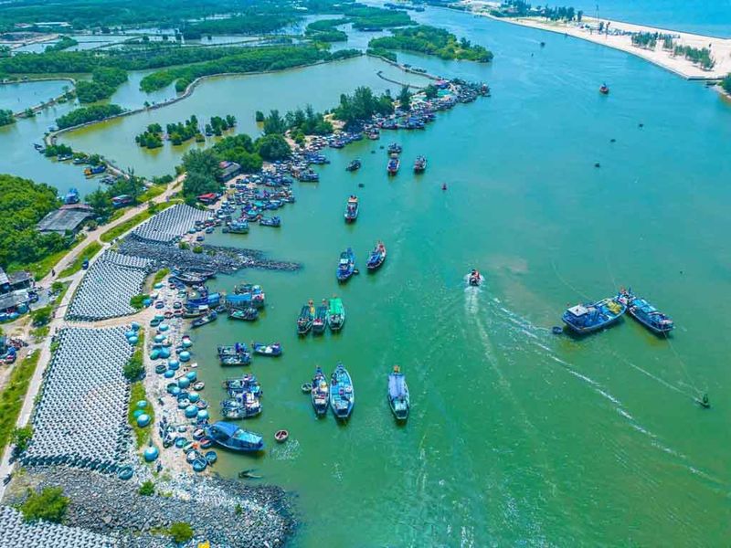 cang ca loc an dia diem du lich vung tau attvut31