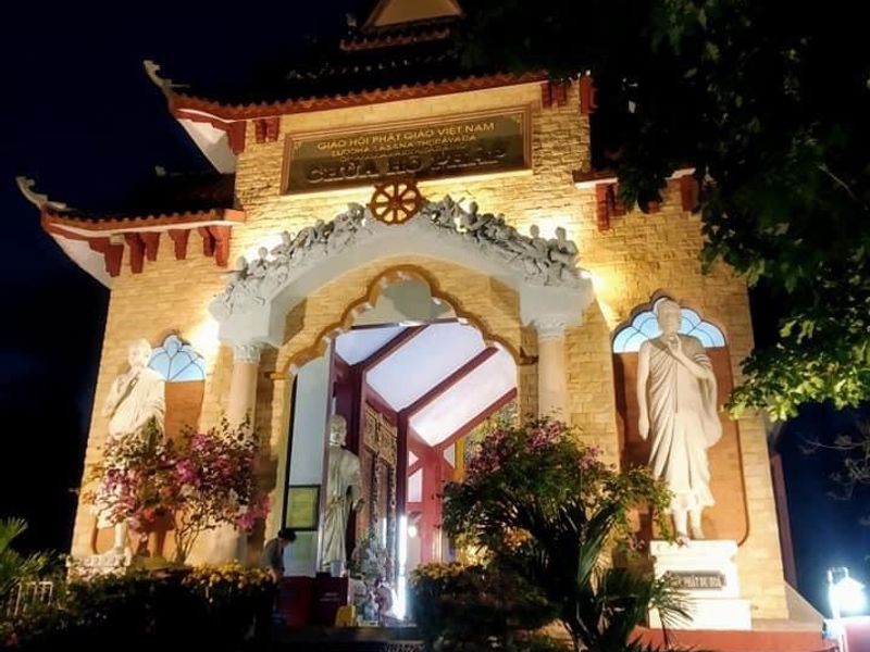 chua ho phap dia diem du lich vung tau attvut21