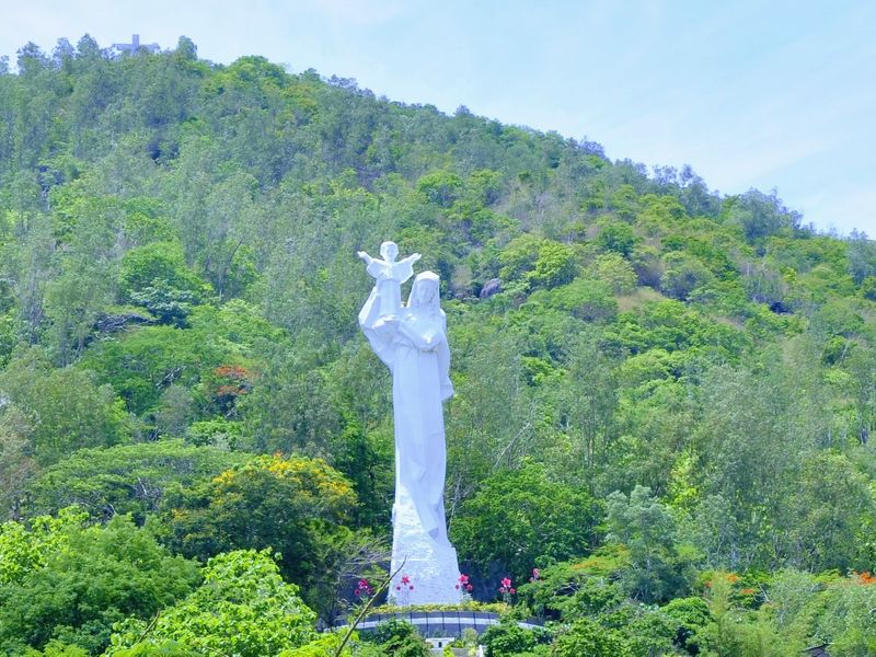 den thanh mau duc me bai dau dia diem du lich vung tau attvut34