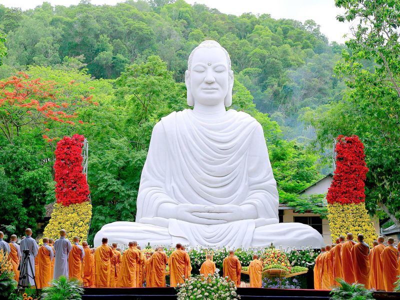 chua thien ton phat quang dia diem du lich vung tau attvut39