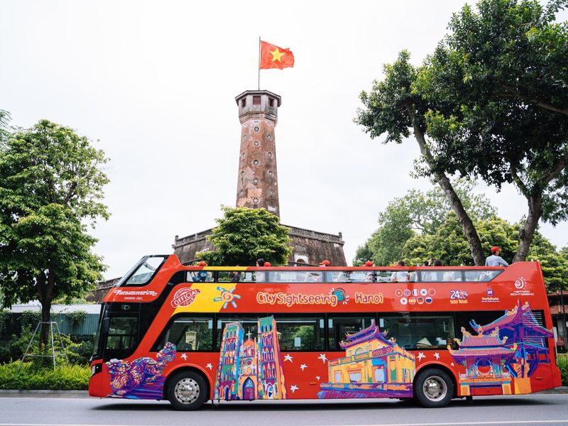 hop on hop off bus tour hanoi