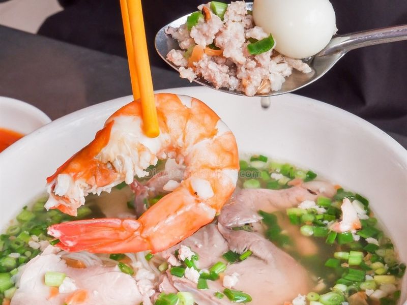 hu tieu nam vang gia minh vung tau