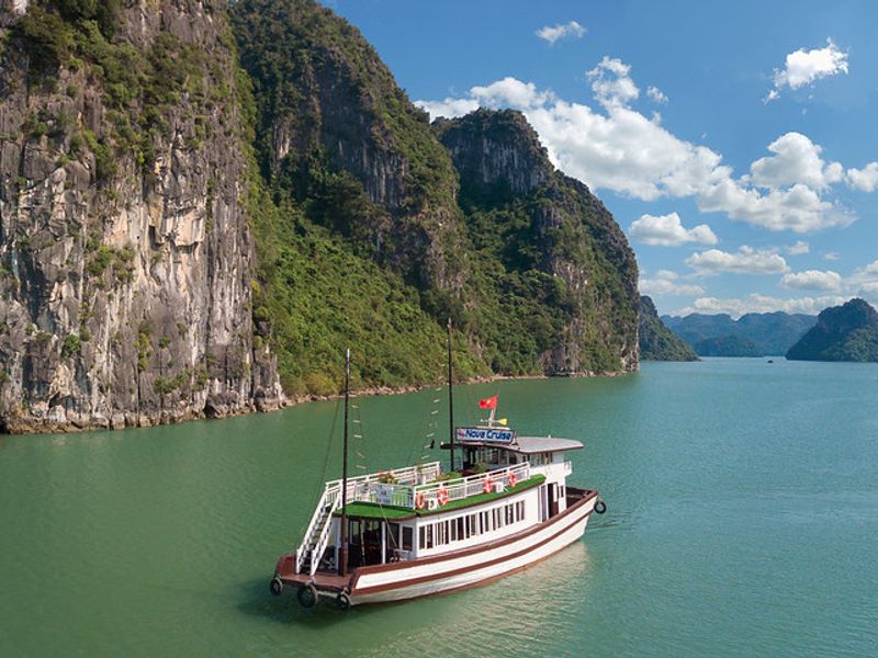 nova cruise ha long