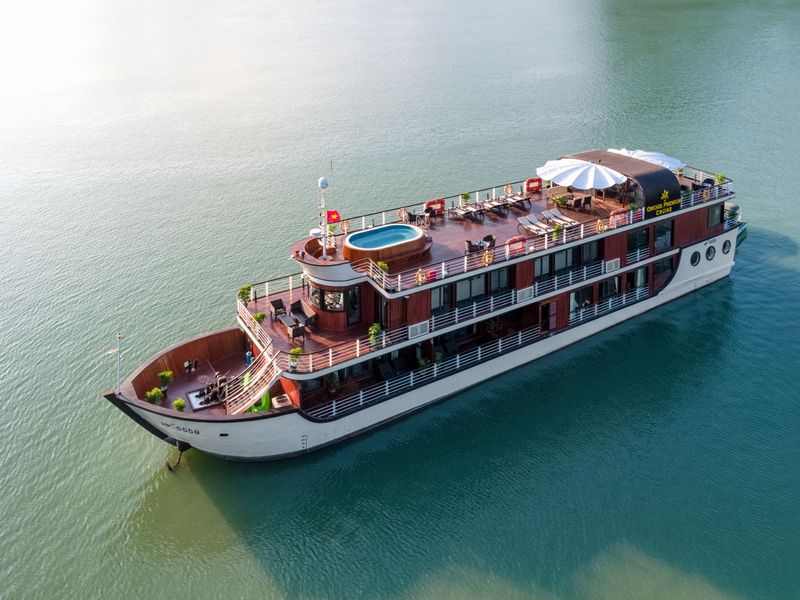 orchid preminum pelican cruise ha long 