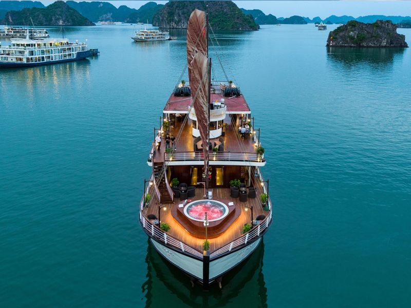 orchid classic pelican cruise ha long bay