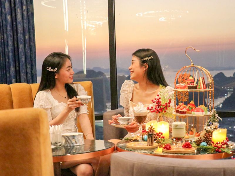 sky21 bar lounge ha long