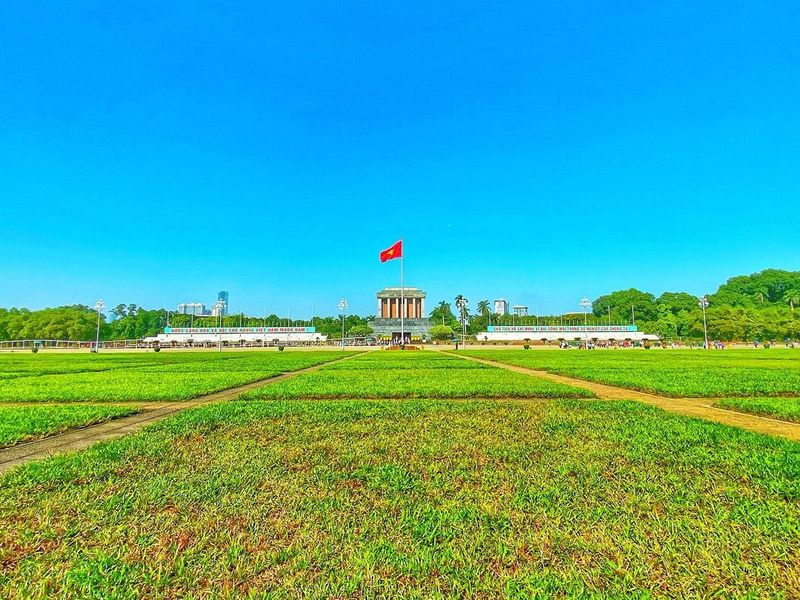 quang truong ba dinh hanoi