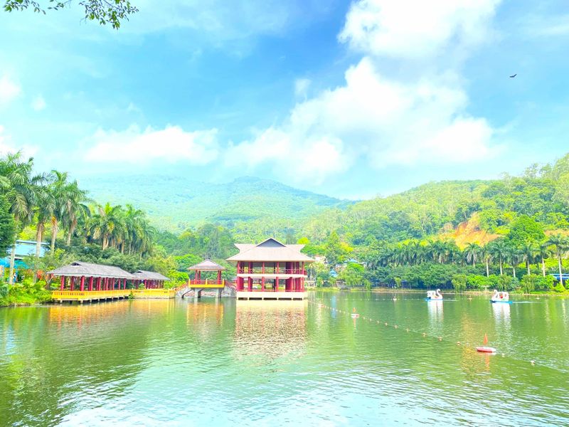 justfly khu du lich ao vua ba vi hanoi