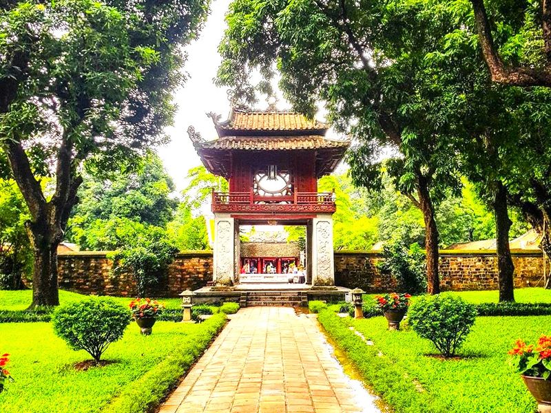 justfly van mieu quoc tu giam hanoi