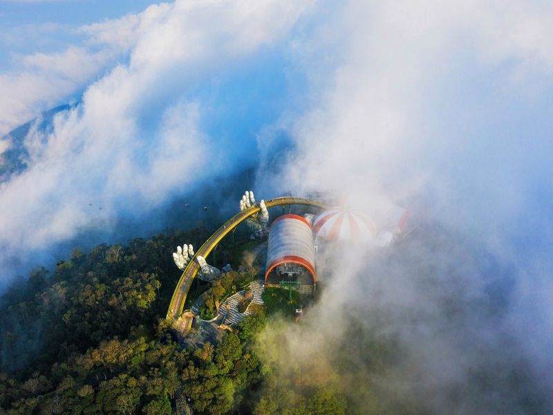 justfly cau vang da nang