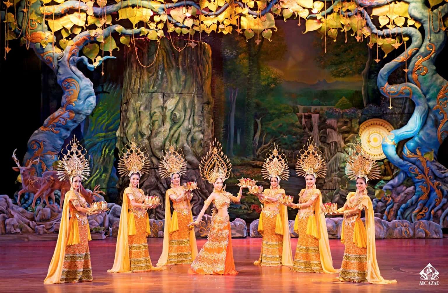 justfly alcazar show pattaya thai lan
