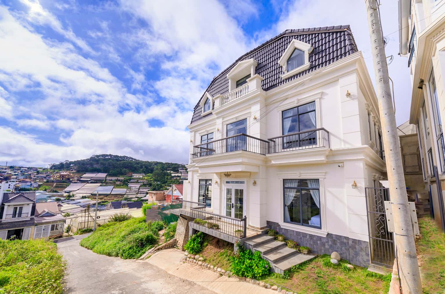 justfly urban villa da lat