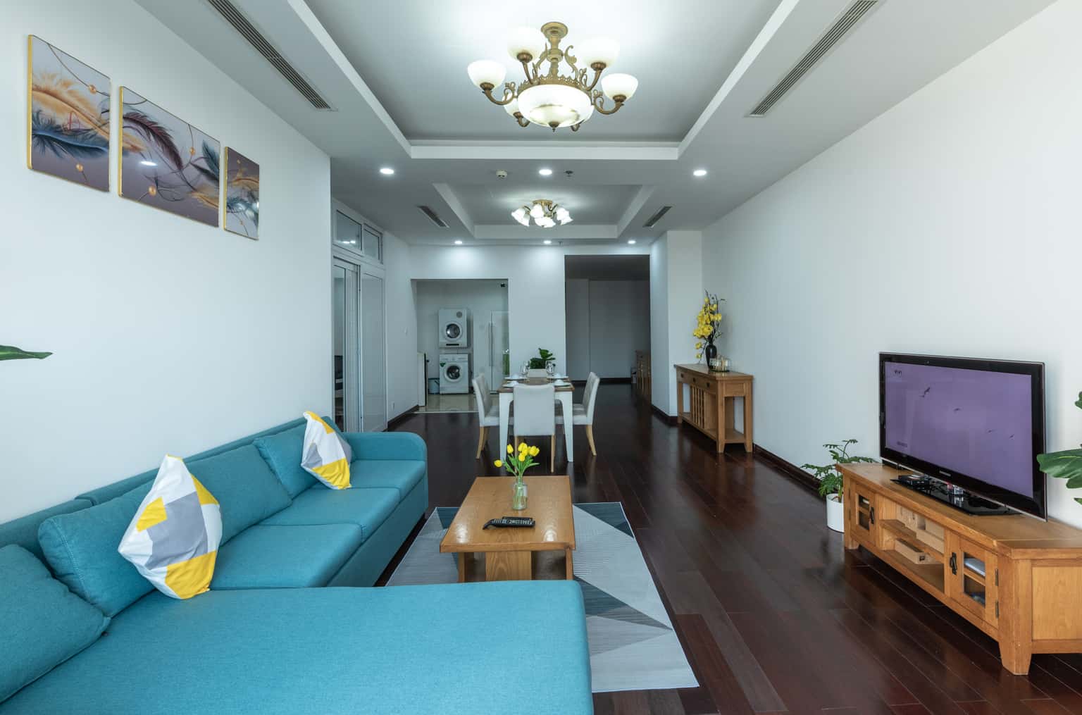 R2A - 3315 Paradise, Thanh Xuân () — ảnh 1