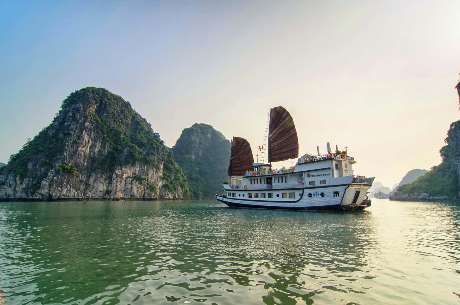 dragon pearl junk indochina junk cruise ha long bay