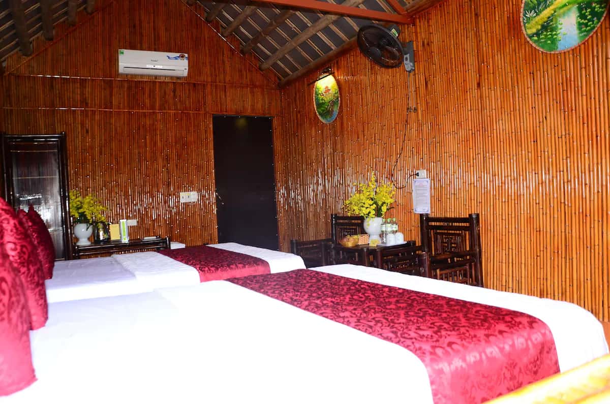 justfly bungalow 4 nguoi view be boi tam coc garden homestay ninh binh