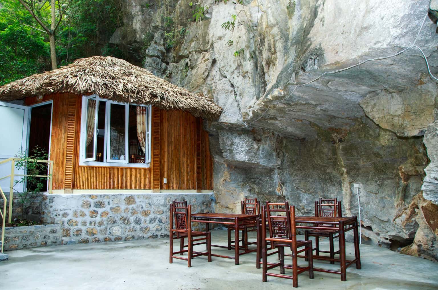 justfly trang an mountain house ninh binh