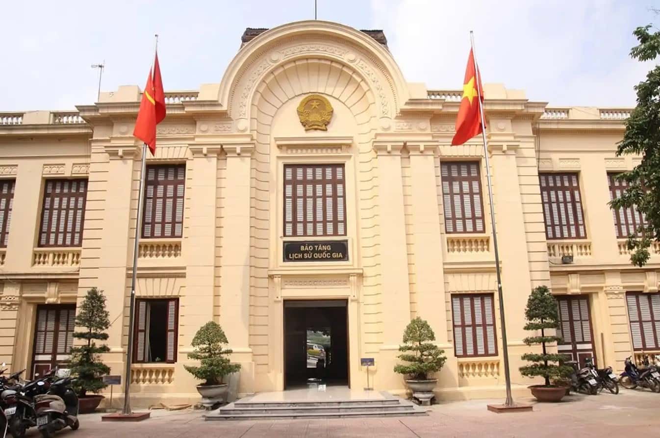 bao tang lich su quoc gia hanoi