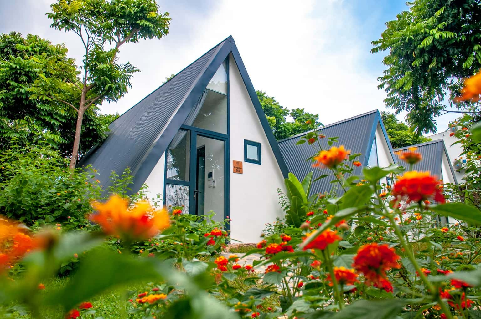 khong-gian-bungalow-tan-view-bungalow-villa-homestay-ba-vi-ha-noi-01