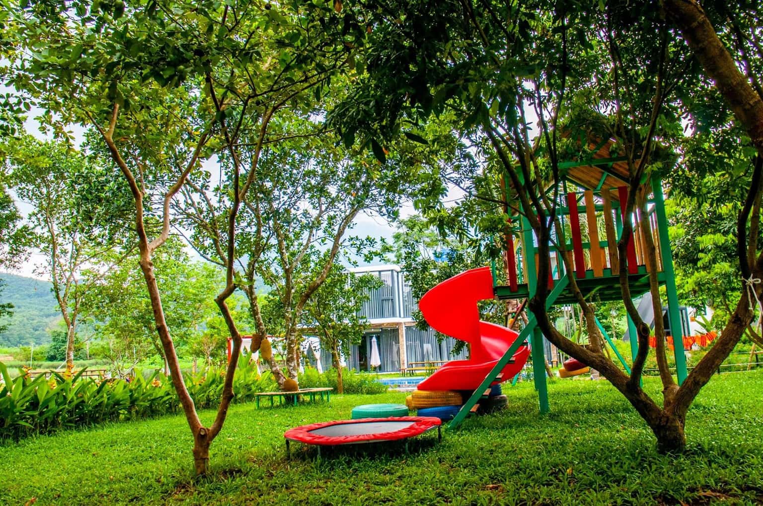 san-choi-villa-18-tan-view-bungalow-villa-homestay-ba-vi-ha-noi-01