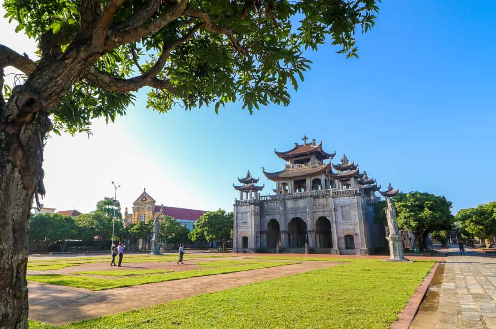 nha tho da phat diem dia diem du lich ninh binh attnib13