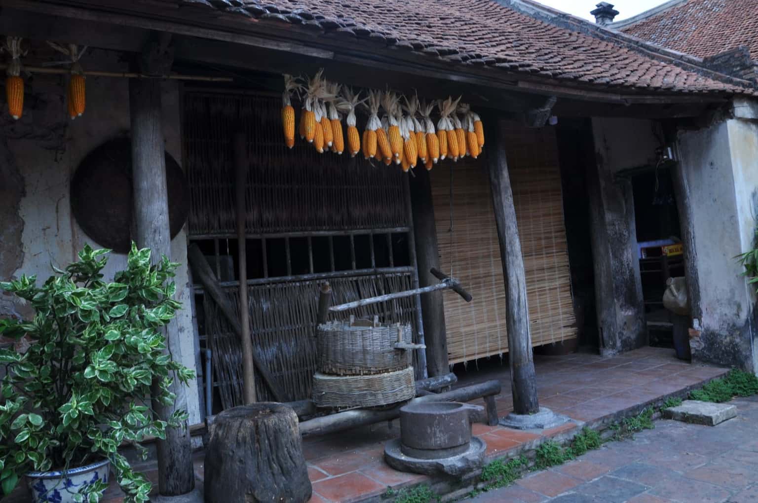 lang co duong lam son tay dia diem du lich ha noi atthan82
