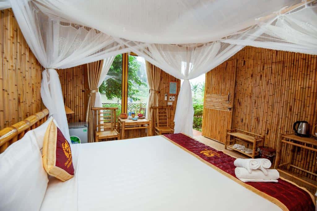 justfly deluxe phong tam rieng ngoai troi tam coc horizon bungalow