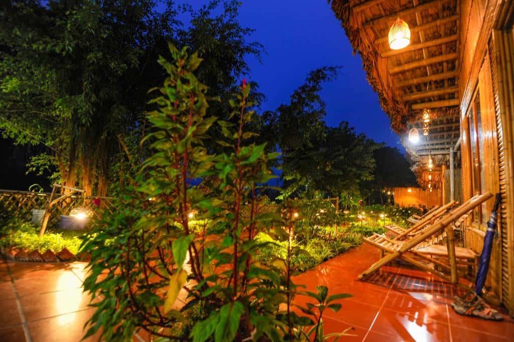 justfly deluxe phong tam rieng ngoai troi tam coc horizon bungalow