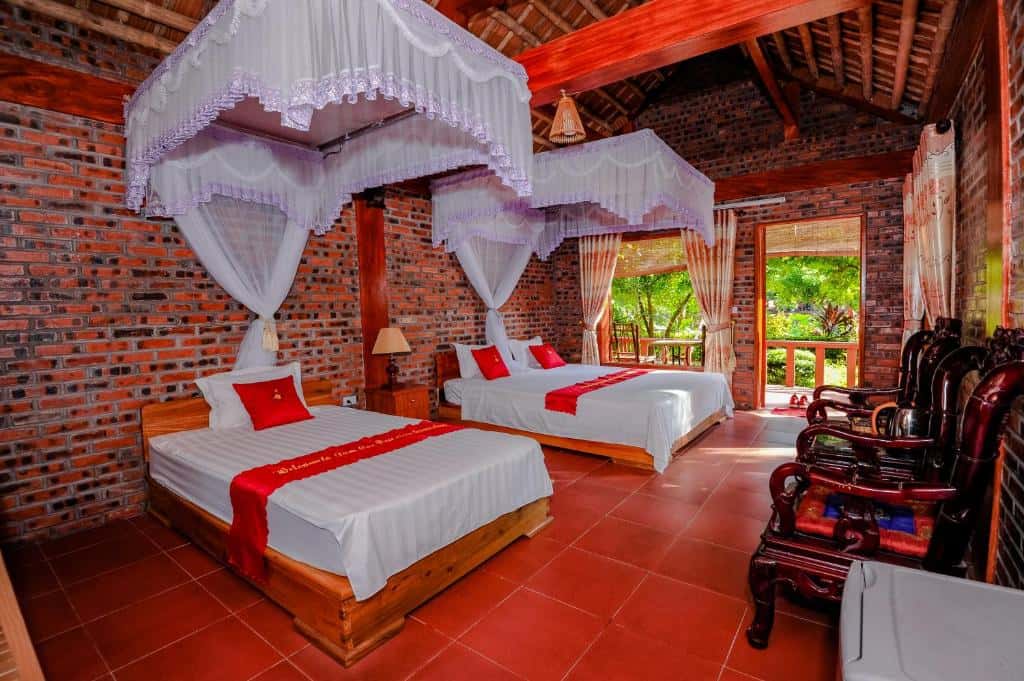 justfly family room tam coc river view homestay ninh binh
