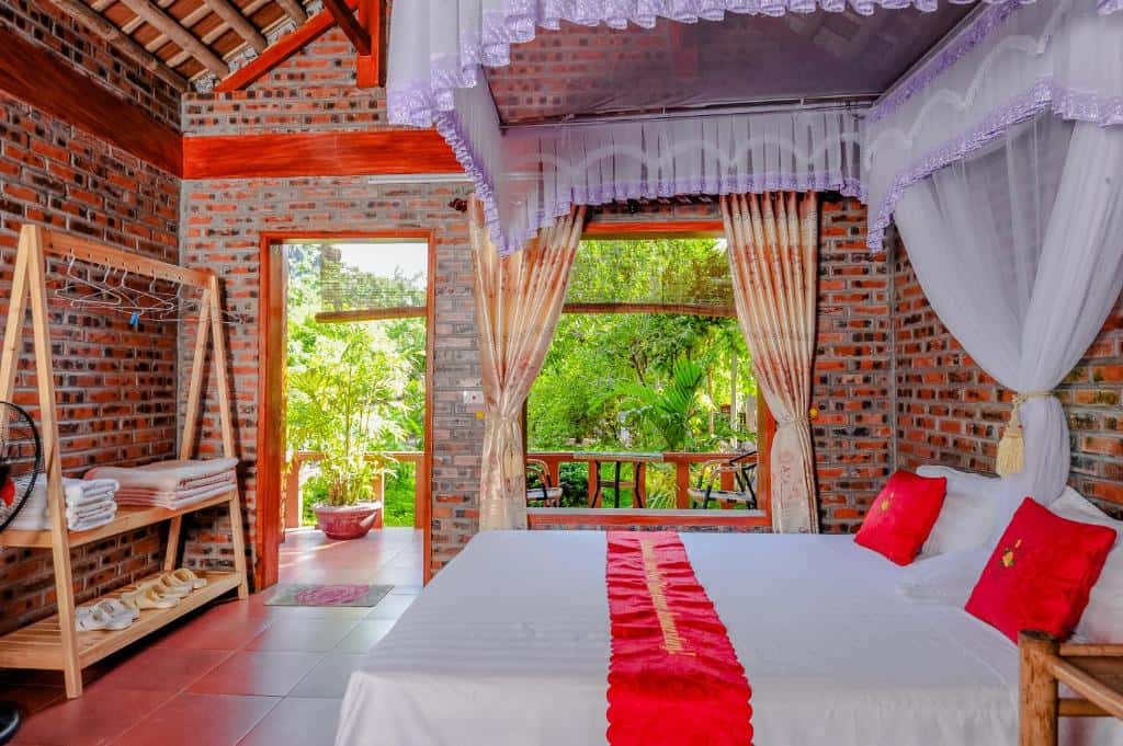 justfly quadruple room tam coc river view homestay ninh binh