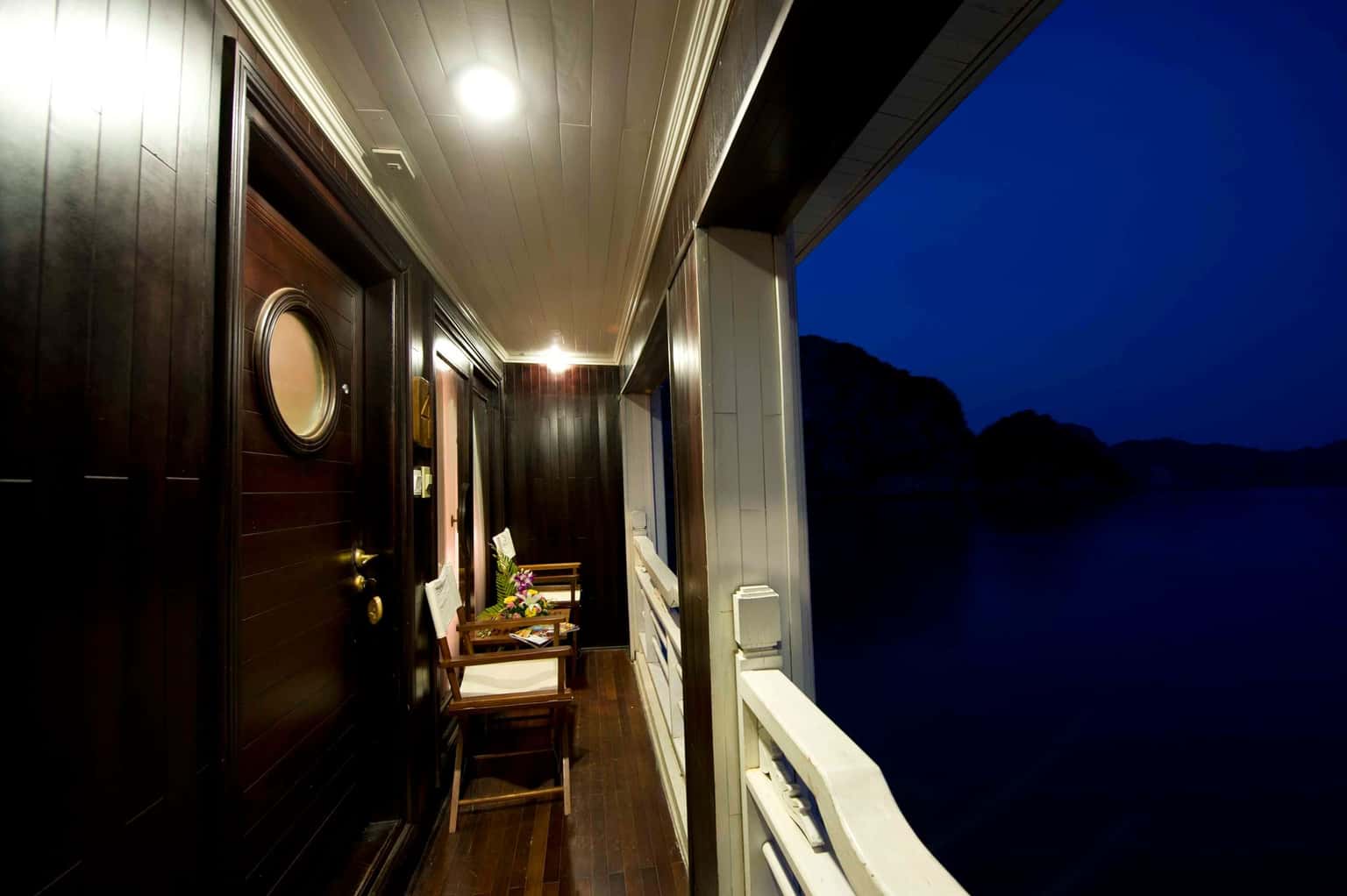 bhaya classic premium bhaya au co cruise ha long bay