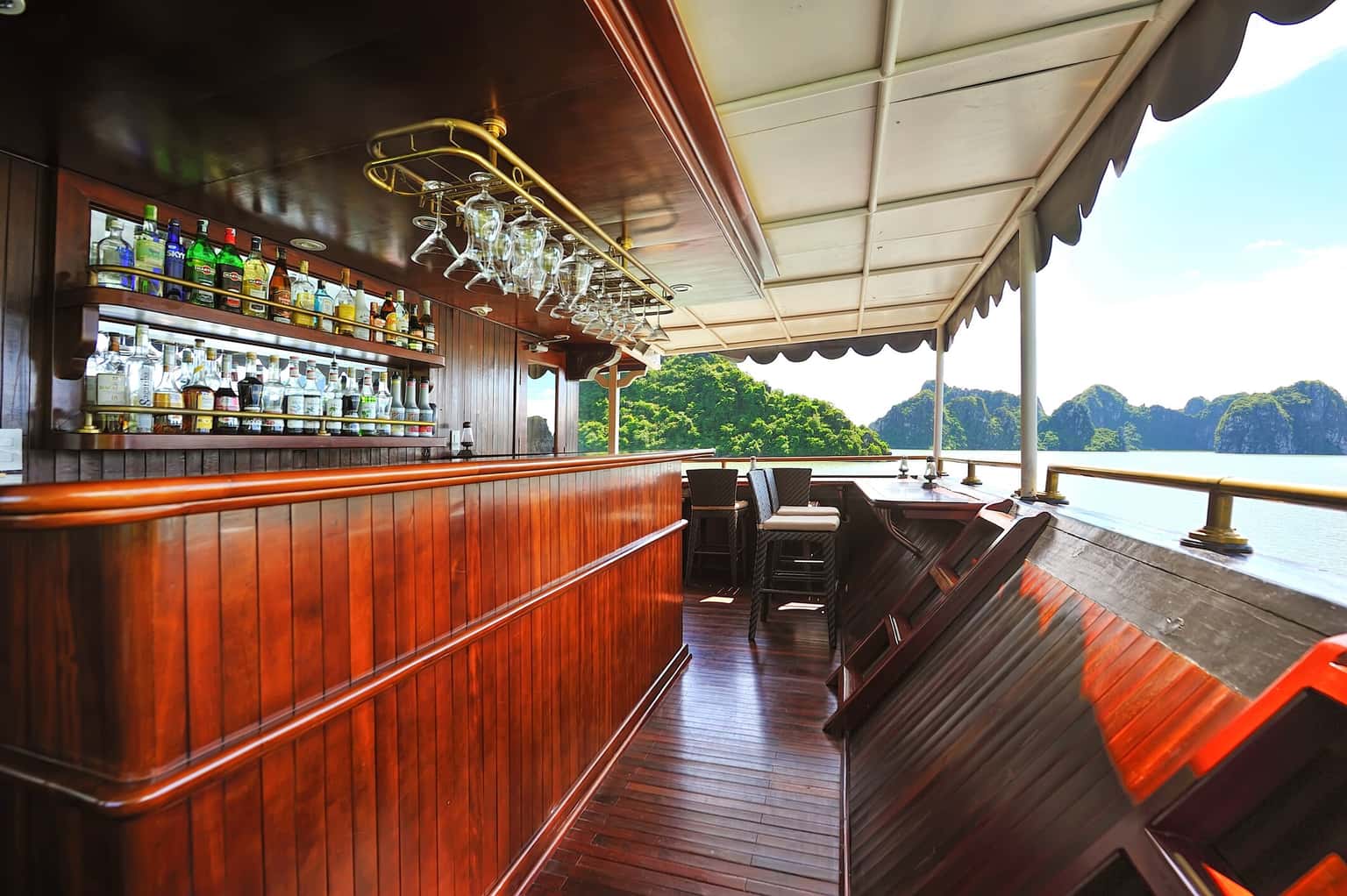 paradise peak cruise 8 cabins ha long