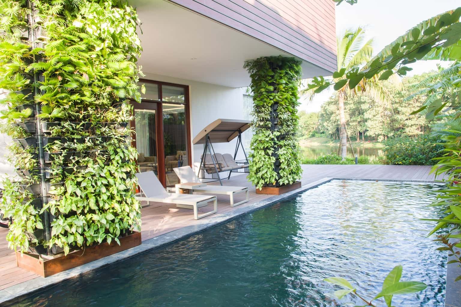 Pool loungers
