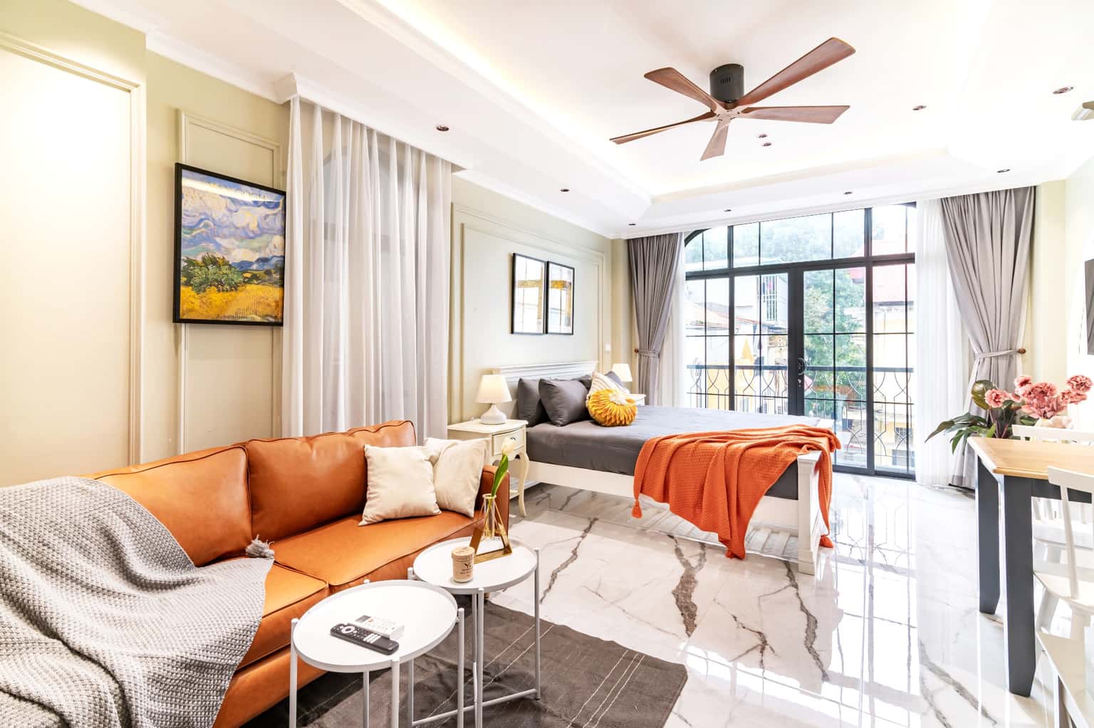 Sazi - Milan, Hoàn Kiếm — ảnh 2