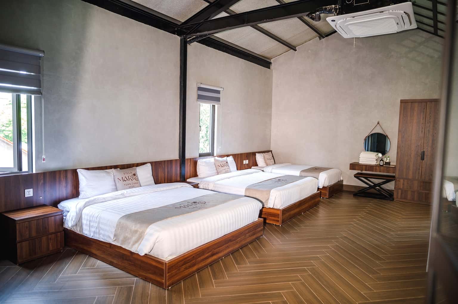 De Mario Villa, Tuần Châu Hạ Long — photo 24