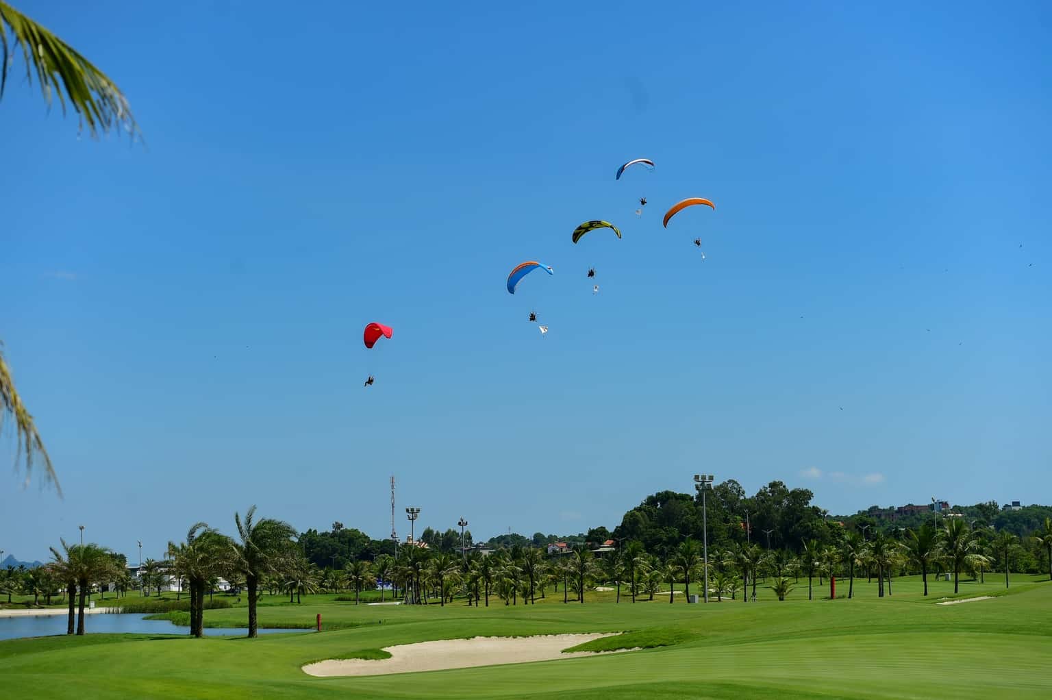 Tuần Châu Golf Course, Hạ Long — photo 9